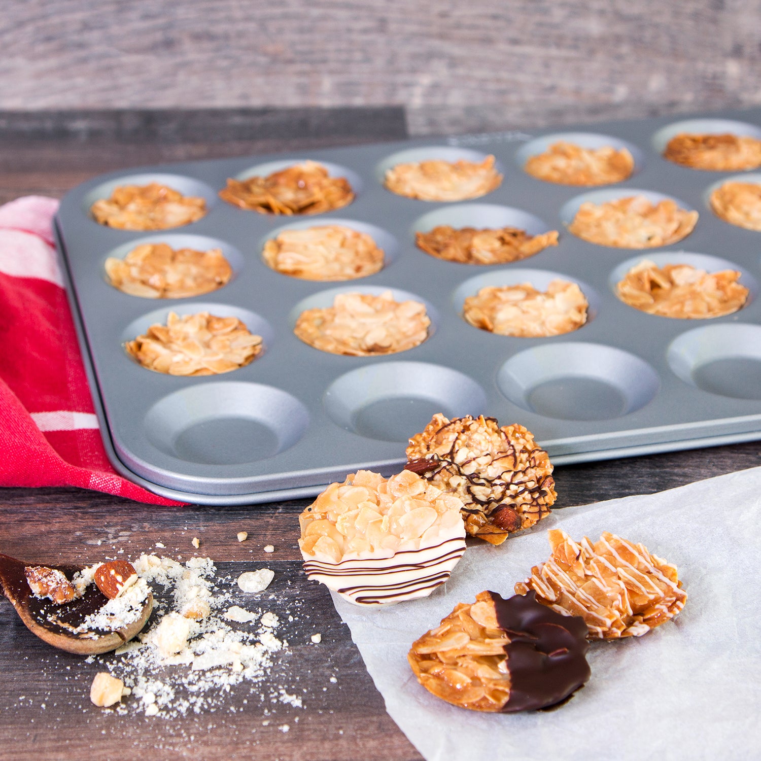 STÄDTER We love baking - 24 cups Florentines pan